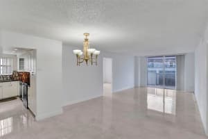 6039 Collins Ave APT 728, Miami Beach, FL 33140, Sold 03/02/24