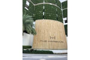 16385 Biscayne Blvd Unit 1107, Aventura, FL 33160, Sold 04/08/24