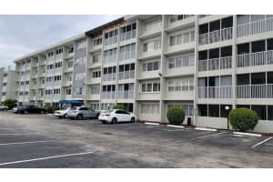 330 SE 2nd St #203h, Hallandale Beach, FL 33009, Sold 04/08/24