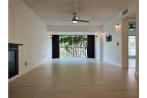 9260 Fontainebleau Blvd APT 202, Miami, FL 33172, Sold 04/17/24