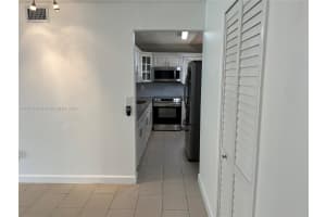 9260 Fontainebleau Blvd APT 202, Miami, FL 33172, Sold 04/17/24