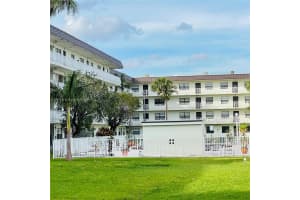 500 NE 2nd St APT 125, Dania Beach, FL 33004, Sold 06/27/24