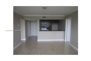 8100 Geneva Ct APT 347, Doral, FL 33166, Sold 06/07/24