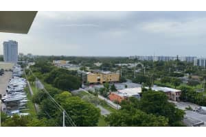 2000 NE 135th St APT 910, North Miami, FL 33181, - MLS#A11521920