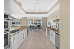 99 SE Mizner Blvd PH 38, Boca Raton, FL 33432, Sold 03/06/24