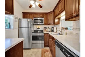 5000 NW 36th St #408, Lauderdale Lakes, FL 33319, Sold 02/06/25