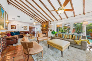 3835 S Lake Dr, Boynton Beach, FL 33435, Sold 05/24/24