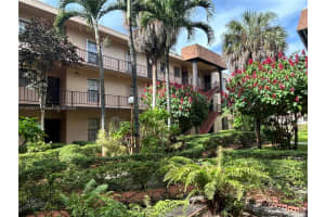 10851 SW 2nd St APT K309, Miami, FL 33174, Sold 05/07/24