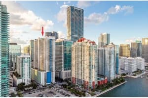 1200 Brickell Bay Dr 1915, Miami