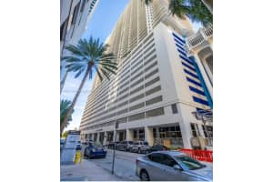 1200 Brickell Bay Dr APT 1915, Miami, FL 33131, - MLS#A11522142