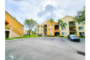 4151 San Marino Blvd 202, West Palm Beach