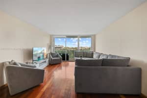 650 West Ave APT 504, Miami Beach, FL 33139, Sold 02/13/25