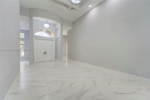 10440 Trianon Pl, Wellington, FL 33449, Sold 03/22/24