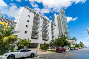 481 NE 29th St Unit 403, Miami, FL 33137, Sold 12/20/24