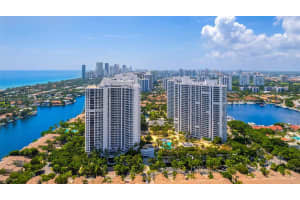 21205 NE 37th Ave APT 2810, Aventura, FL 33180, Sold 08/06/24