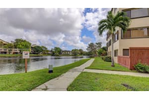 6701 SW 116th Ct APT 303, Miami, FL 33173, Sold 04/30/24