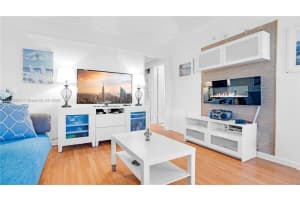 815 SW 11th Ave #23g, Hallandale Beach, FL 33009, Sold 05/31/24