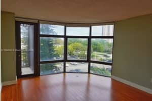 20100 W Country Club Dr APT 403, Aventura, FL 33180, Sold 04/10/24