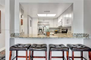 401 SE 10th St APT B204, Dania Beach, FL 33004, Sold 06/03/24