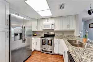 401 SE 10th St APT B204, Dania Beach, FL 33004, Sold 06/03/24