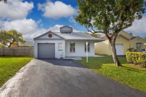22210 SW 101 Avenue Rd, Cutler Bay, FL 33190, Sold 03/29/24