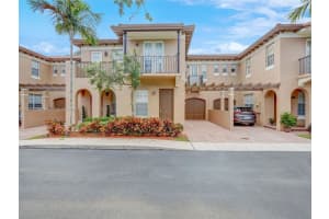 6873 Julia Gardens Dr, Coconut Creek, FL 33073, Sold 06/10/24