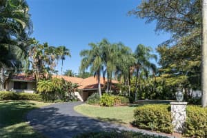 7556 Los Pinos Blvd, Coral Gables, FL 33143, Sold 03/15/24