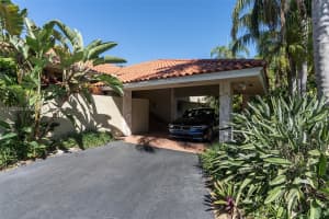 7556 Los Pinos Blvd, Coral Gables, FL 33143, Sold 03/15/24