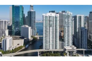 31 SE 5th St APT 611, Miami, FL 33131, Sold 08/16/24