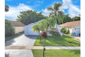 9156 Pine Springs Dr, Boca Raton, FL 33428, Sold 04/04/24