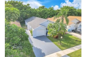 9156 Pine Springs Dr, Boca Raton, FL 33428, Sold 04/04/24