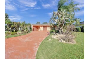 5705 Bayberry Ln, Tamarac, FL 33319, Sold 04/08/24