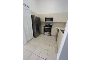 1652 SE 28th St UNIT 204, Homestead, FL 33035, Sold 04/04/24