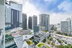 68 SE 6th St Apt 2206, Miami, FL 33131, Sold 07/10/24