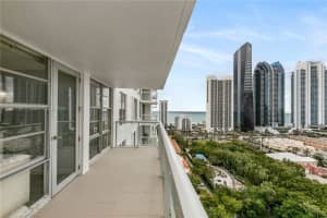 230 174th St APT 2001, Sunny Isles Beach, FL 33160, Sold 11/04/24