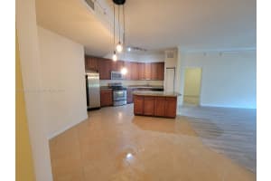 3001 NE 185th St APT 333, Aventura, FL 33180, Sold 04/02/24