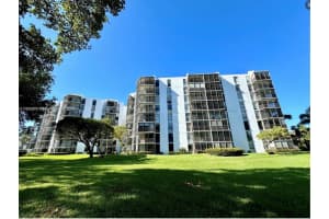 20400 W Country Club Dr APT 512, Aventura, FL 33180, Sold 06/24/24