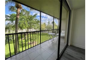 8500 SW 133rd Avenue Rd APT 312, Miami, FL 33183, Sold 05/13/24
