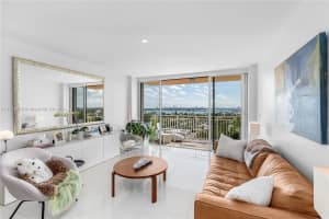 2450 NE 135th St APT 1009, North Miami, FL 33181, Sold 04/18/24
