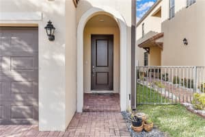 4939 NW 55th Pl, Tamarac, FL 33319, Sold 04/18/24