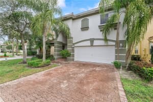9156 Silver Glen Way, Wellington, FL 33467, Sold 04/24/24