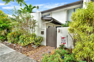 7104 SW 110th Ave, Miami, FL 33173, Sold 04/01/24