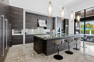2610 Oak Park Dr, Davie, FL 33330, Sold 06/27/24