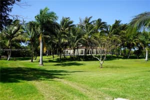 6500 Volunteer Rd Southwest Ranches, FL 33330 - MLS#A11523969