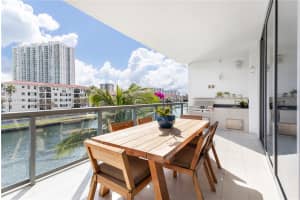 3300 NE 188th St APT 210, Aventura, FL 33180, Sold 08/19/24