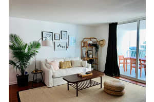 1200 Brickell Bay Dr APT 3114, Miami, FL 33131, Sold 03/19/24