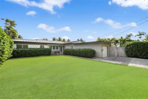 1310 Cleveland Rd, Miami Beach, FL 33141, Sold 04/05/24