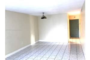 9440 Fontainebleau Blvd APT 212, Miami, FL 33172, Sold 04/01/24