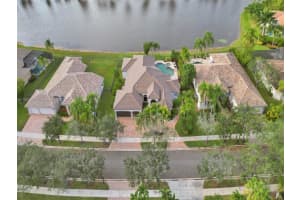 402 Mallard Ln, Weston, FL 33327, Sold 03/28/24