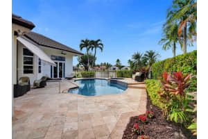 402 Mallard Ln, Weston, FL 33327, Sold 03/28/24